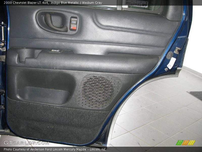 Indigo Blue Metallic / Medium Gray 2000 Chevrolet Blazer LT 4x4