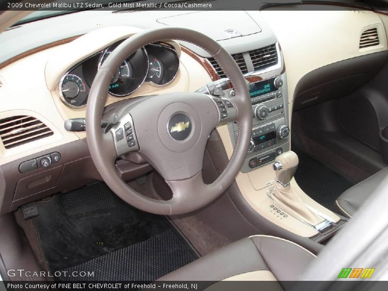 Gold Mist Metallic / Cocoa/Cashmere 2009 Chevrolet Malibu LTZ Sedan