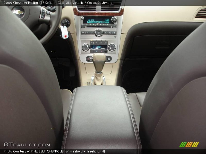 Gold Mist Metallic / Cocoa/Cashmere 2009 Chevrolet Malibu LTZ Sedan