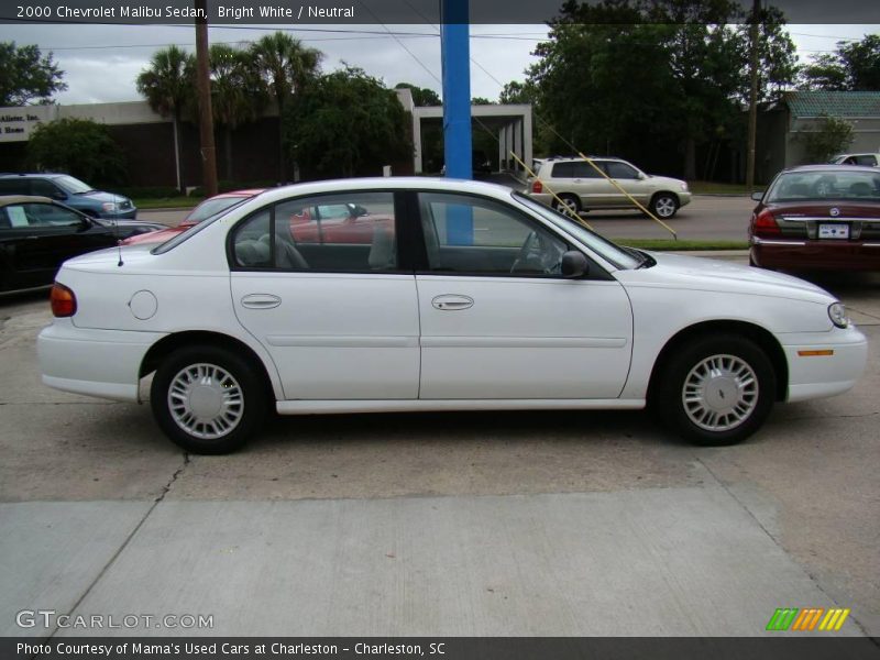 Bright White / Neutral 2000 Chevrolet Malibu Sedan