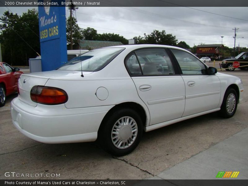Bright White / Neutral 2000 Chevrolet Malibu Sedan