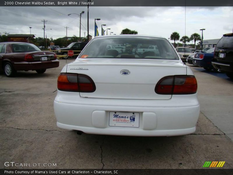 Bright White / Neutral 2000 Chevrolet Malibu Sedan
