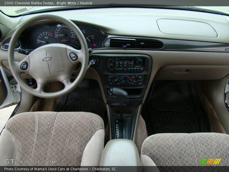 Bright White / Neutral 2000 Chevrolet Malibu Sedan
