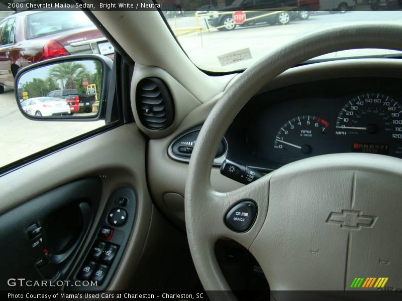 Bright White / Neutral 2000 Chevrolet Malibu Sedan