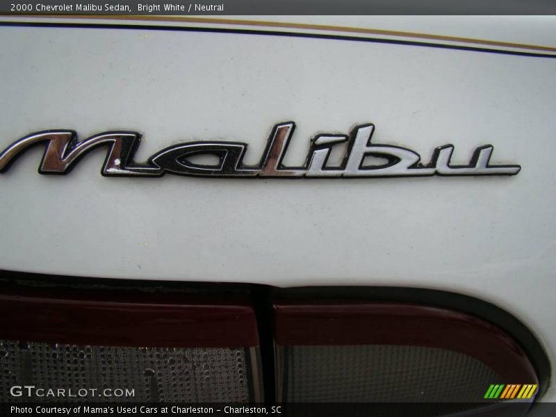 Bright White / Neutral 2000 Chevrolet Malibu Sedan