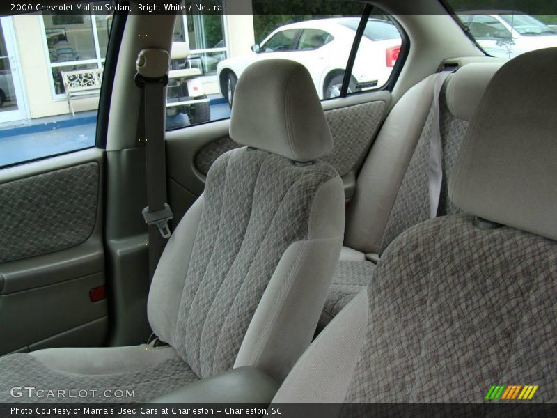 Bright White / Neutral 2000 Chevrolet Malibu Sedan