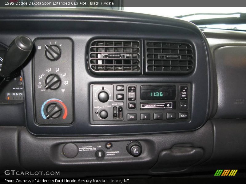 Black / Agate 1999 Dodge Dakota Sport Extended Cab 4x4