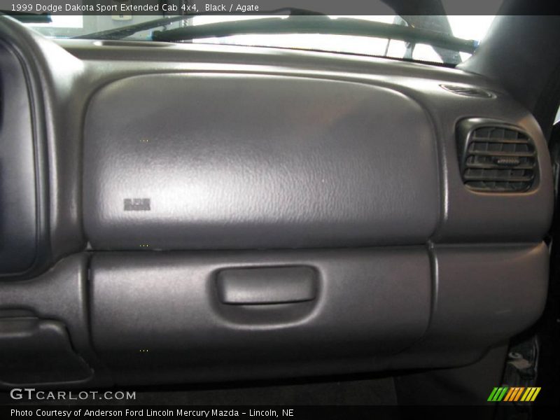 Black / Agate 1999 Dodge Dakota Sport Extended Cab 4x4