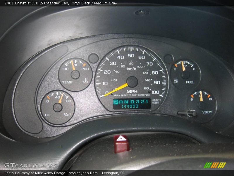 Onyx Black / Medium Gray 2001 Chevrolet S10 LS Extended Cab