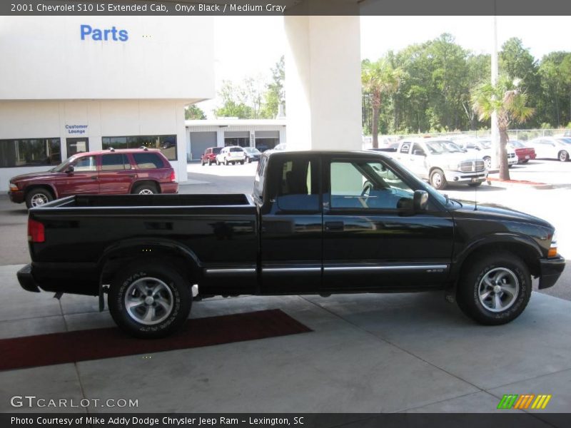 Onyx Black / Medium Gray 2001 Chevrolet S10 LS Extended Cab