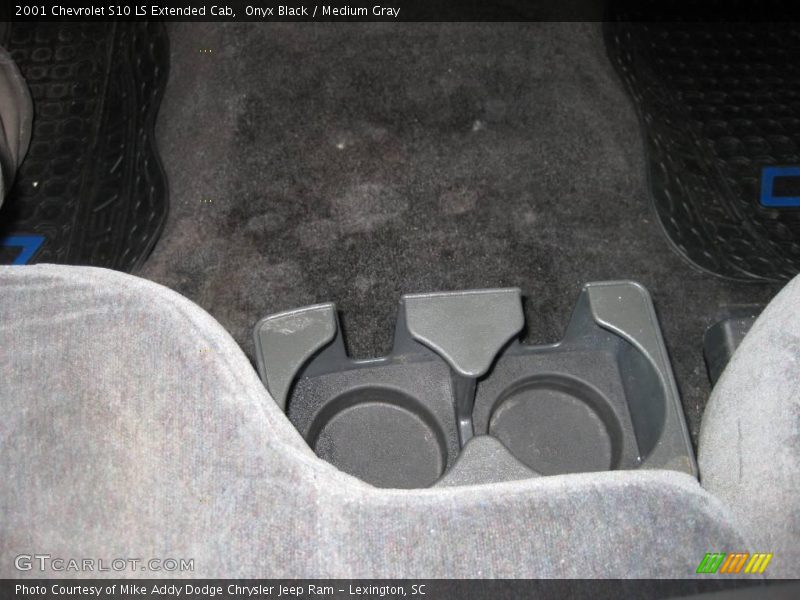 Onyx Black / Medium Gray 2001 Chevrolet S10 LS Extended Cab