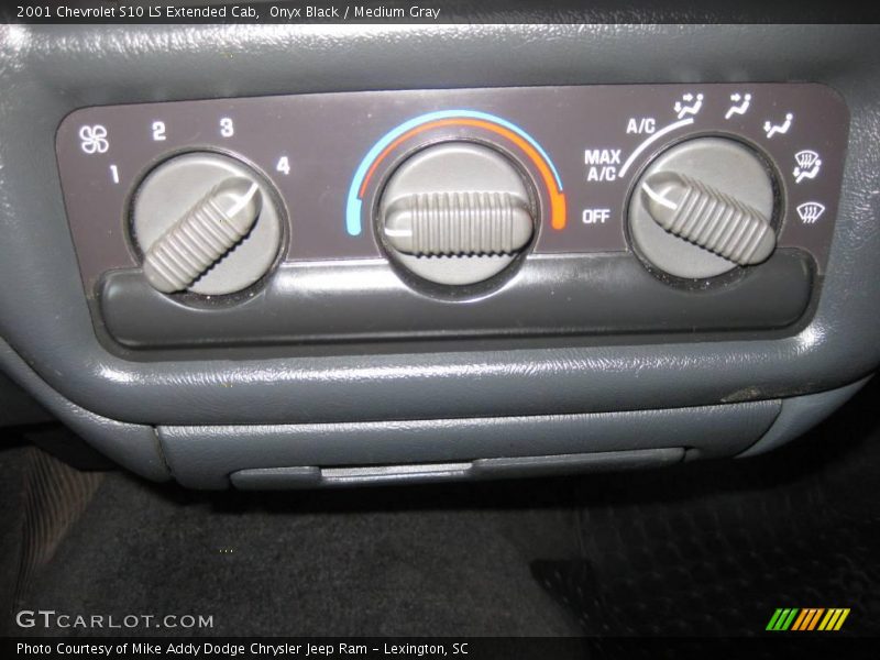 Onyx Black / Medium Gray 2001 Chevrolet S10 LS Extended Cab