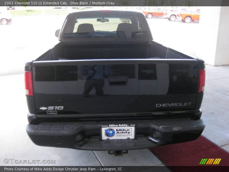 Onyx Black / Medium Gray 2001 Chevrolet S10 LS Extended Cab