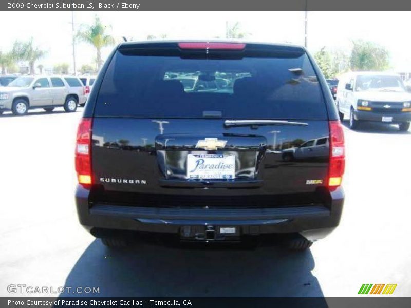 Black / Ebony 2009 Chevrolet Suburban LS