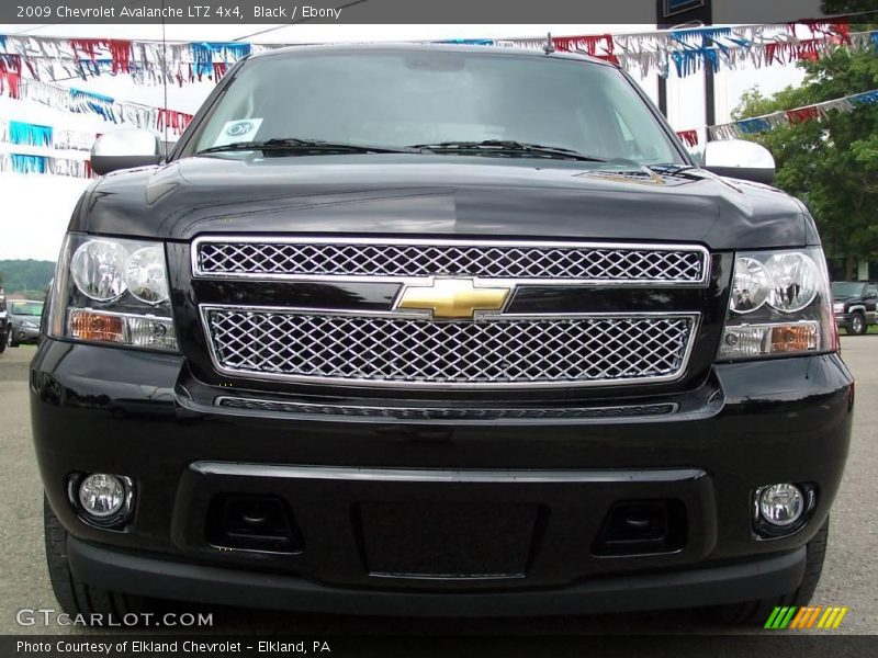 Black / Ebony 2009 Chevrolet Avalanche LTZ 4x4