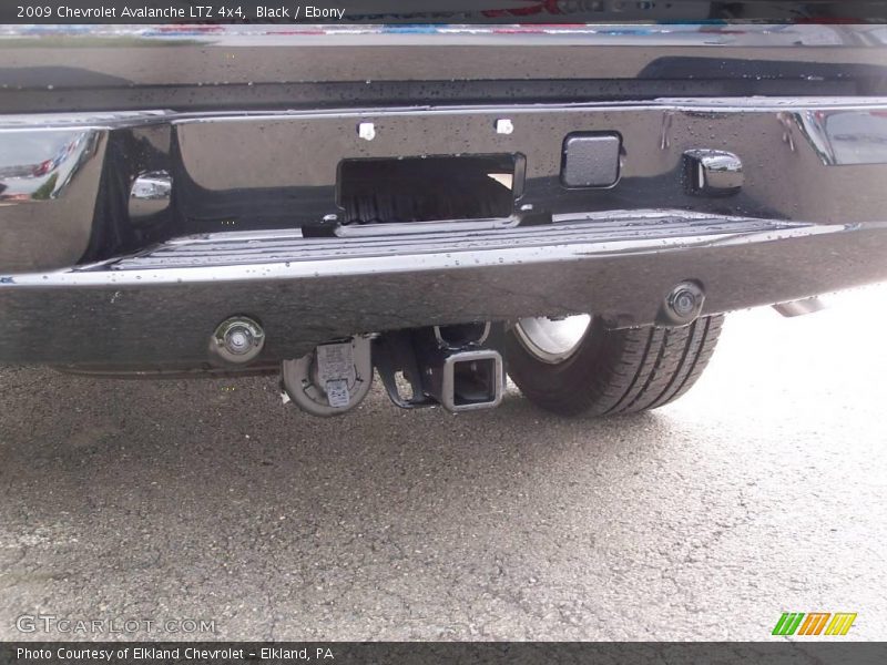 Black / Ebony 2009 Chevrolet Avalanche LTZ 4x4
