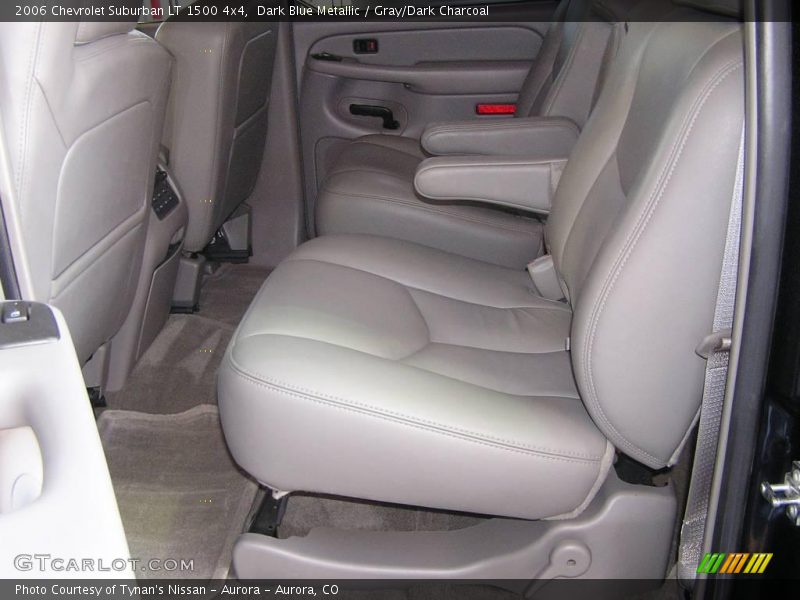 Dark Blue Metallic / Gray/Dark Charcoal 2006 Chevrolet Suburban LT 1500 4x4