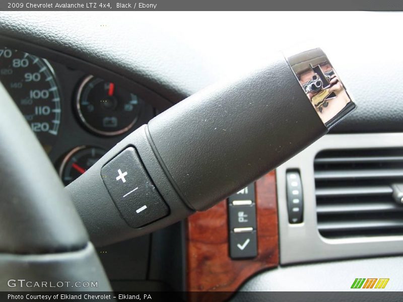 Black / Ebony 2009 Chevrolet Avalanche LTZ 4x4