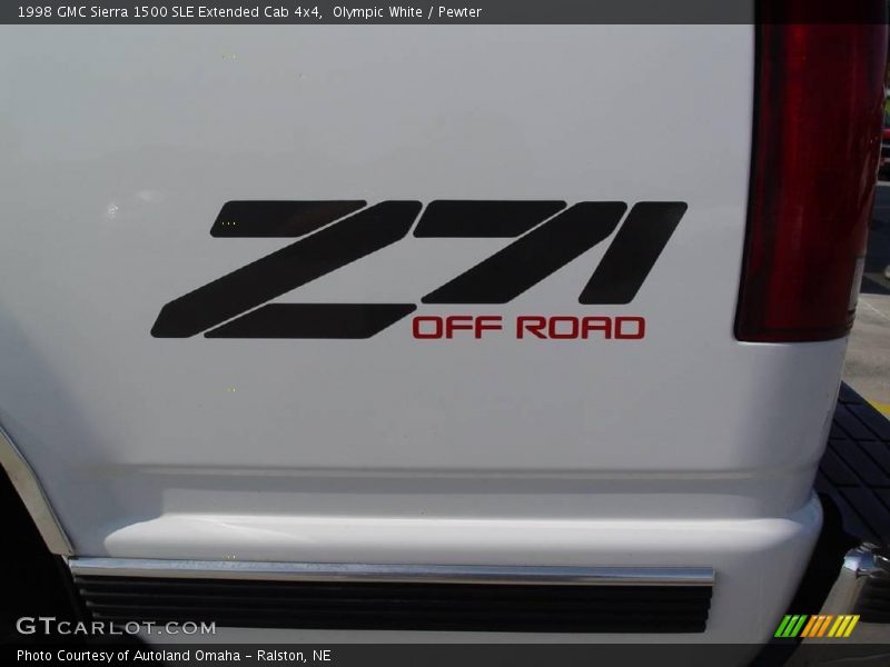 Olympic White / Pewter 1998 GMC Sierra 1500 SLE Extended Cab 4x4