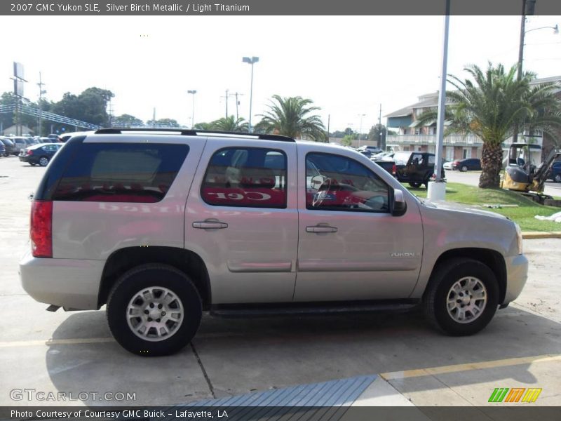 Silver Birch Metallic / Light Titanium 2007 GMC Yukon SLE