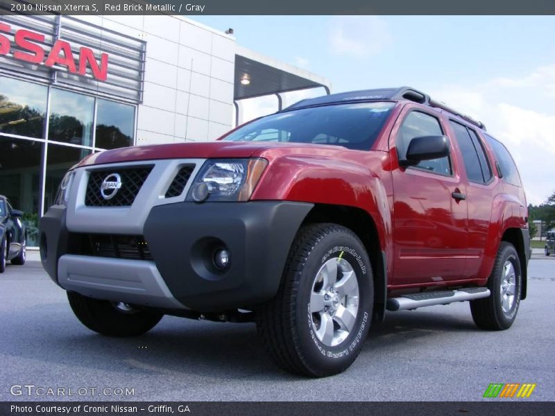 Red Brick Metallic / Gray 2010 Nissan Xterra S