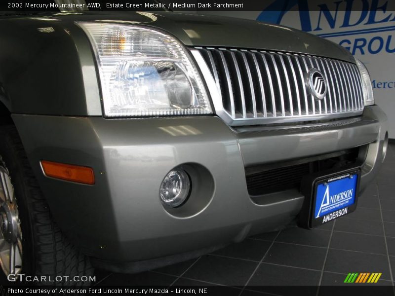 Estate Green Metallic / Medium Dark Parchment 2002 Mercury Mountaineer AWD