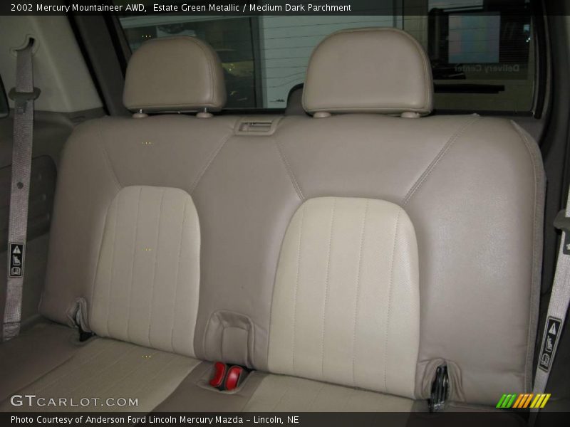 Estate Green Metallic / Medium Dark Parchment 2002 Mercury Mountaineer AWD