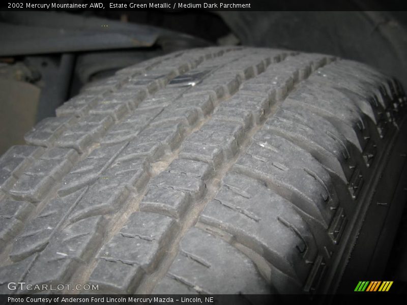 Estate Green Metallic / Medium Dark Parchment 2002 Mercury Mountaineer AWD