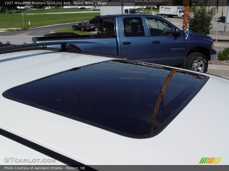 Alpine White / Beige 1997 Mitsubishi Montero Sport XLS 4x4