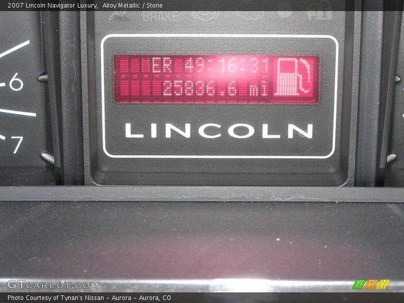 Alloy Metallic / Stone 2007 Lincoln Navigator Luxury