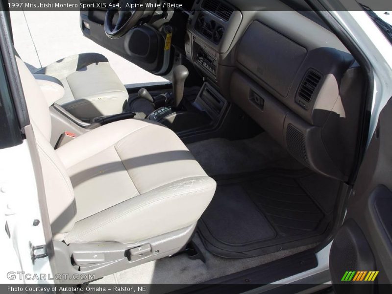 Alpine White / Beige 1997 Mitsubishi Montero Sport XLS 4x4