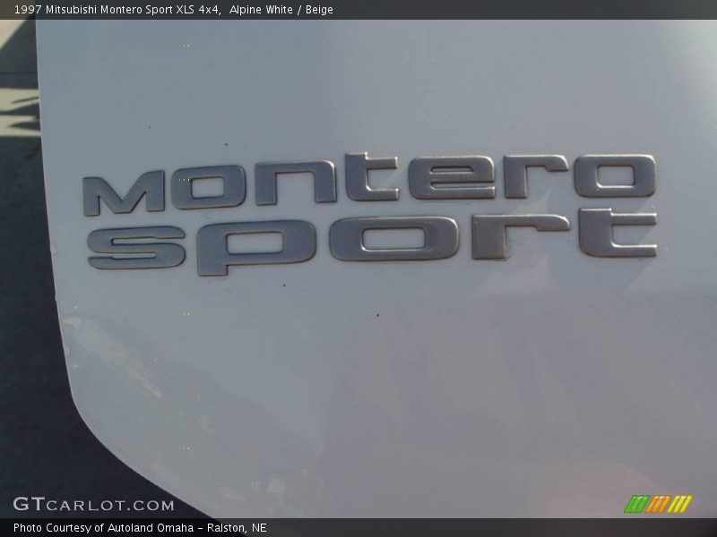 Alpine White / Beige 1997 Mitsubishi Montero Sport XLS 4x4