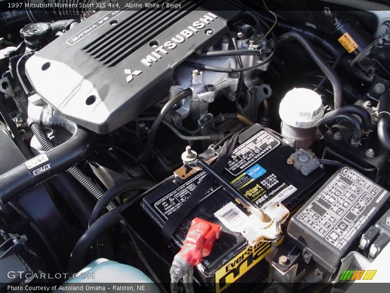 Alpine White / Beige 1997 Mitsubishi Montero Sport XLS 4x4