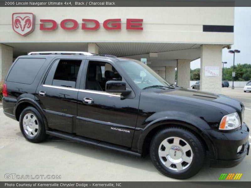 Black / Charcoal Black 2006 Lincoln Navigator Ultimate 4x4