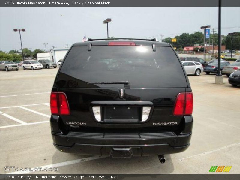 Black / Charcoal Black 2006 Lincoln Navigator Ultimate 4x4