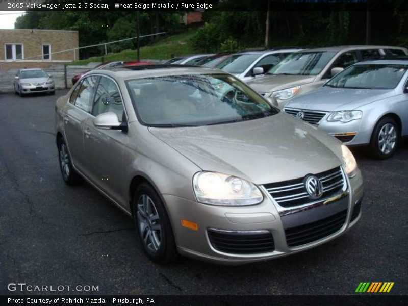 Wheat Beige Metallic / Pure Beige 2005 Volkswagen Jetta 2.5 Sedan