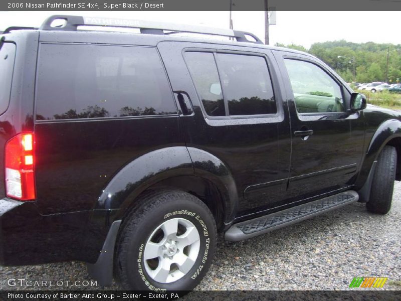 Super Black / Desert 2006 Nissan Pathfinder SE 4x4