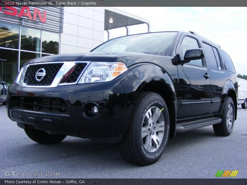 Super Black / Graphite 2010 Nissan Pathfinder SE