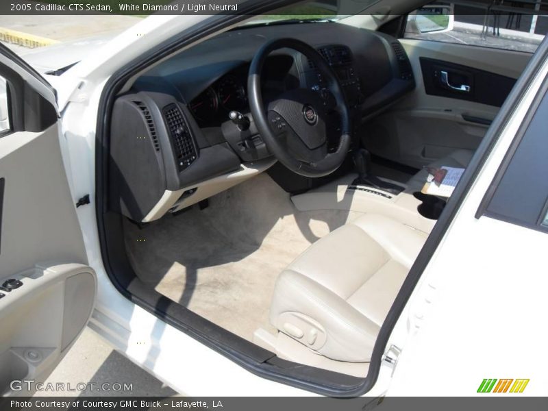 White Diamond / Light Neutral 2005 Cadillac CTS Sedan