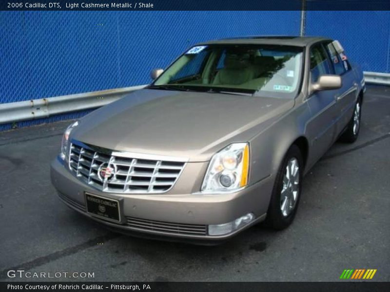 Light Cashmere Metallic / Shale 2006 Cadillac DTS