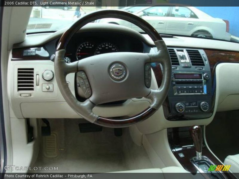 Light Cashmere Metallic / Shale 2006 Cadillac DTS