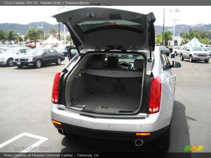 Radiant Silver / Titanium/Ebony 2010 Cadillac SRX V6