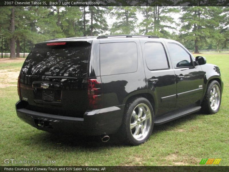 Black / Light Cashmere/Ebony 2007 Chevrolet Tahoe SS