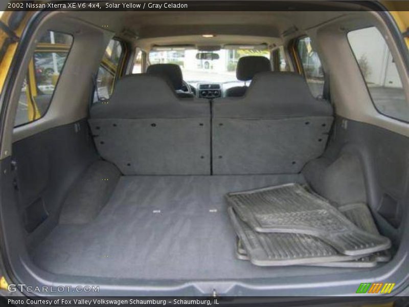 Solar Yellow / Gray Celadon 2002 Nissan Xterra XE V6 4x4
