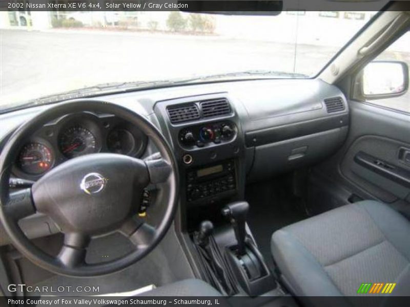 Solar Yellow / Gray Celadon 2002 Nissan Xterra XE V6 4x4