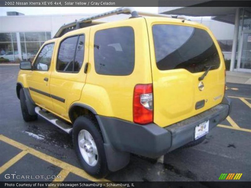 Solar Yellow / Gray Celadon 2002 Nissan Xterra XE V6 4x4