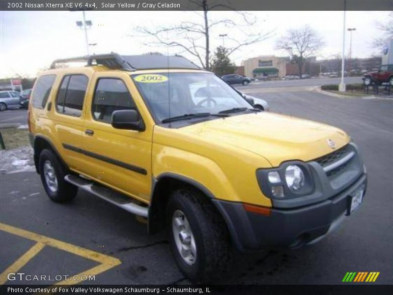Solar Yellow / Gray Celadon 2002 Nissan Xterra XE V6 4x4