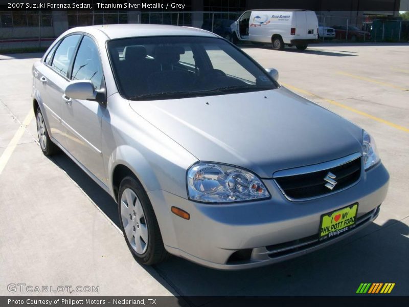 Titanium Silver Metallic / Grey 2007 Suzuki Forenza Sedan