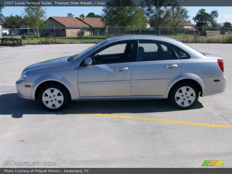 Titanium Silver Metallic / Grey 2007 Suzuki Forenza Sedan