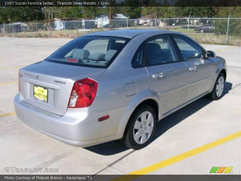 Titanium Silver Metallic / Grey 2007 Suzuki Forenza Sedan